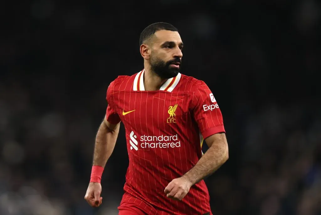 Salah é peça fundamental do elenco do Liverpool (Photo by Alex Pantling/Getty Images)