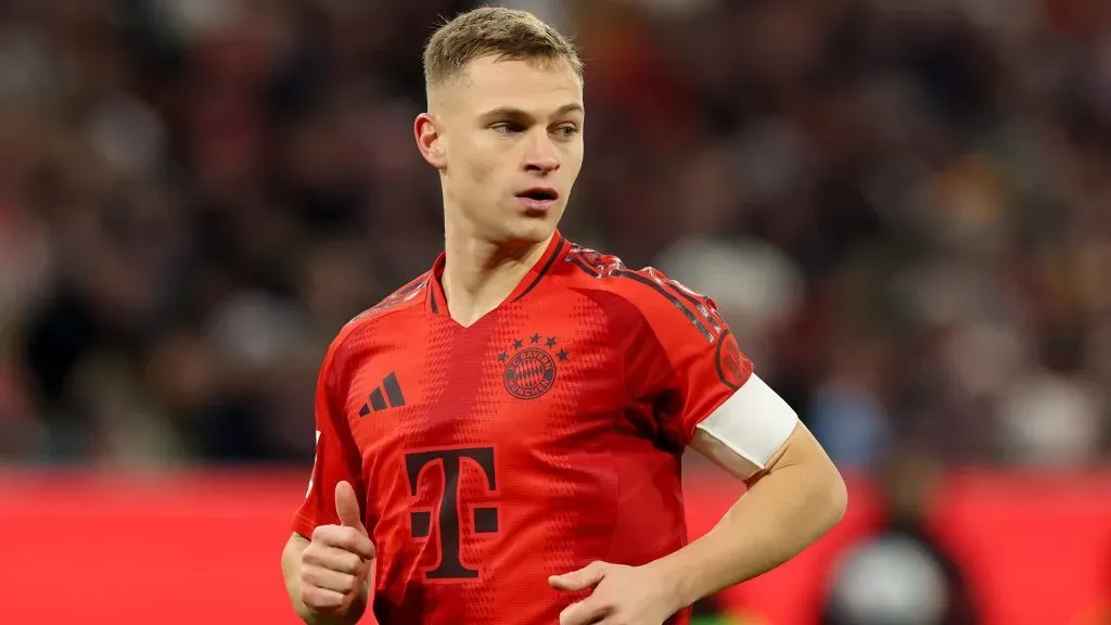 Kimmich em jogo do Bayern. Foto: Alexander Hassenstein/Getty Images