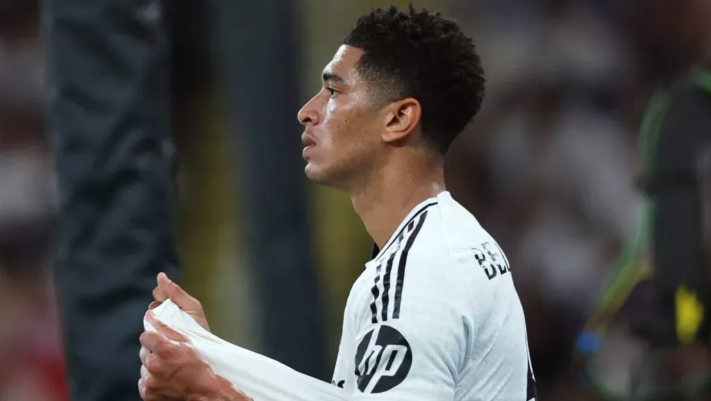 Bellingham pelo Real Madrid (Photo by Yasser Bakhsh/Getty Images)