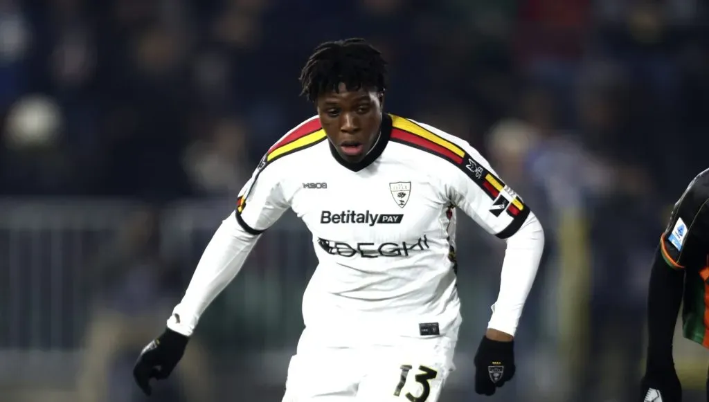 Patrick Dorgu em ação pelo Lecce (Maurizio Lagana/Getty Images)