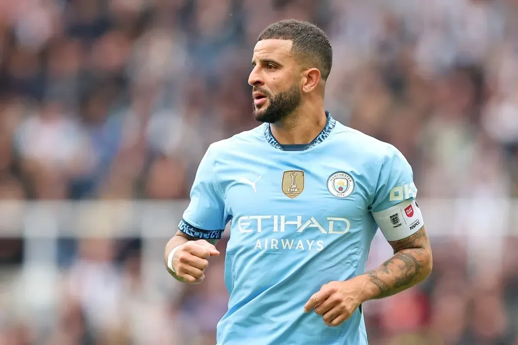 Walker enfrentando o Newcastle (Photo by Matt McNulty/Getty Images)