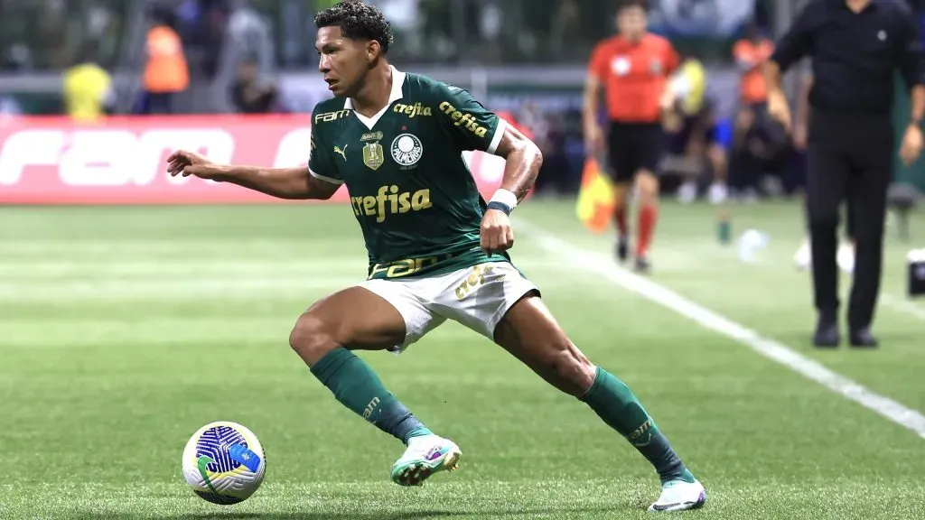 Rony jogando pelo Palmeiras. Foto: Marcello Zambrana/AGIF
