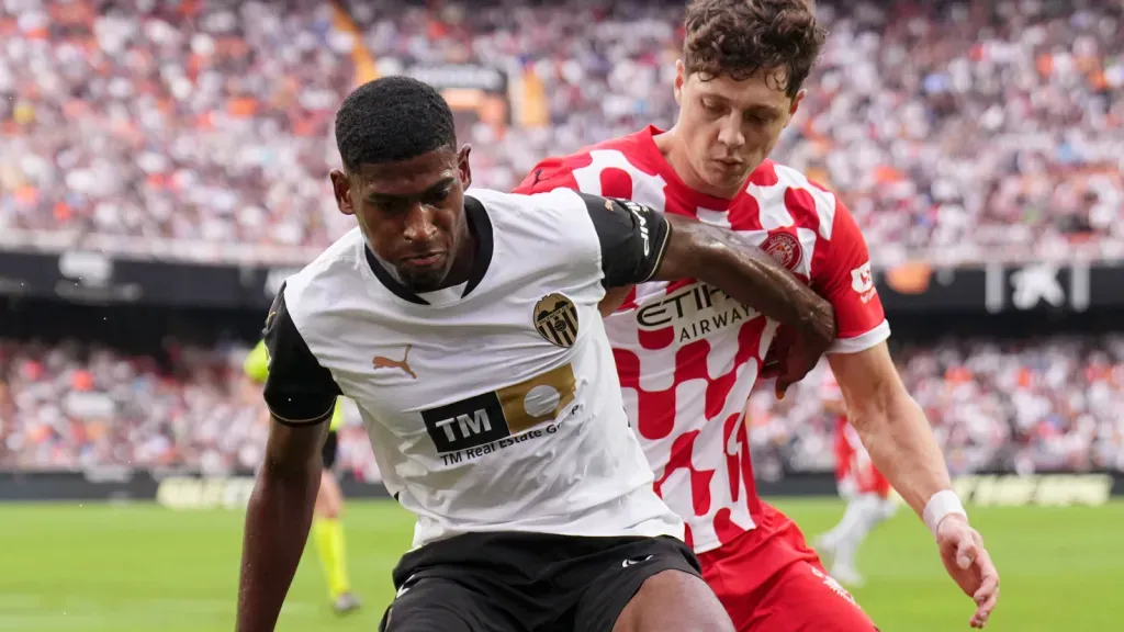 Com apenas 20 anos, ele atrai interesse do Atlético de Madrid e do Milan, que disputam sua contratação. (Foto:  Aitor Alcalde/Getty Images)