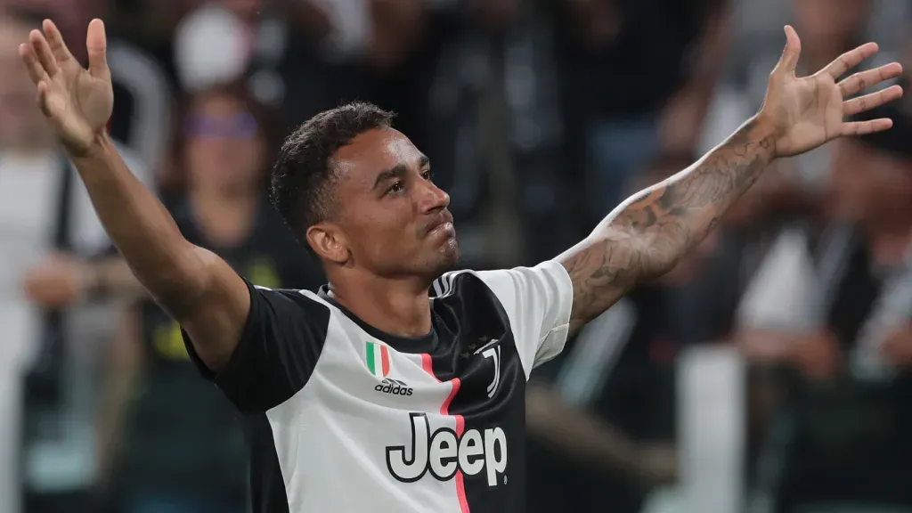 Danilo em partida da Juventus (Photo by Emilio Andreoli/Getty Images )