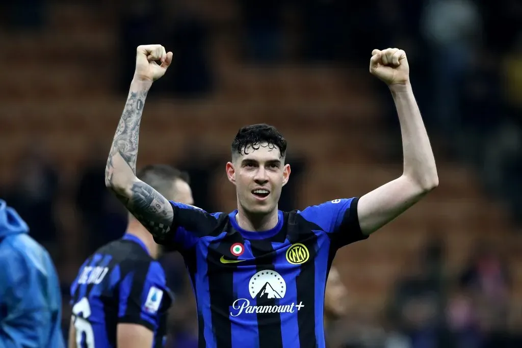 Bastoni enfrentando a Atalanta (Photo by Marco Luzzani/Getty Images)