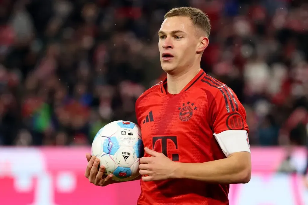Kimmich está em fim de contrato (Photo by Alexander Hassenstein/Getty Images)