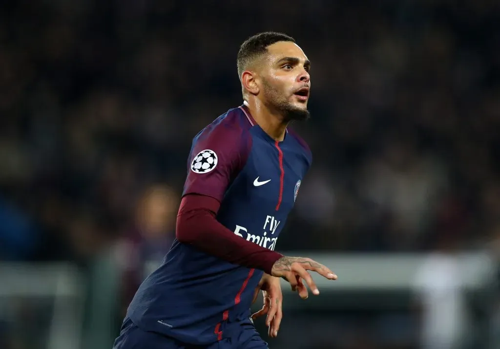 Kurzawa nos tempos de PSG (Photo by Dean Mouhtaropoulos/Getty Images)