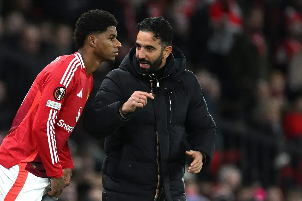 Marcus Rashford e o treinador Ruben Amorim pelo Manchester United  (Photo by Justin Setterfield/Getty Images)