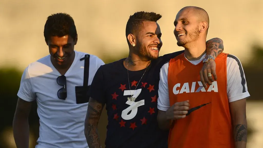 Dentinho visitando amigos da época de Corinthians em 2015. Foto: Mauro Horita/AGIF