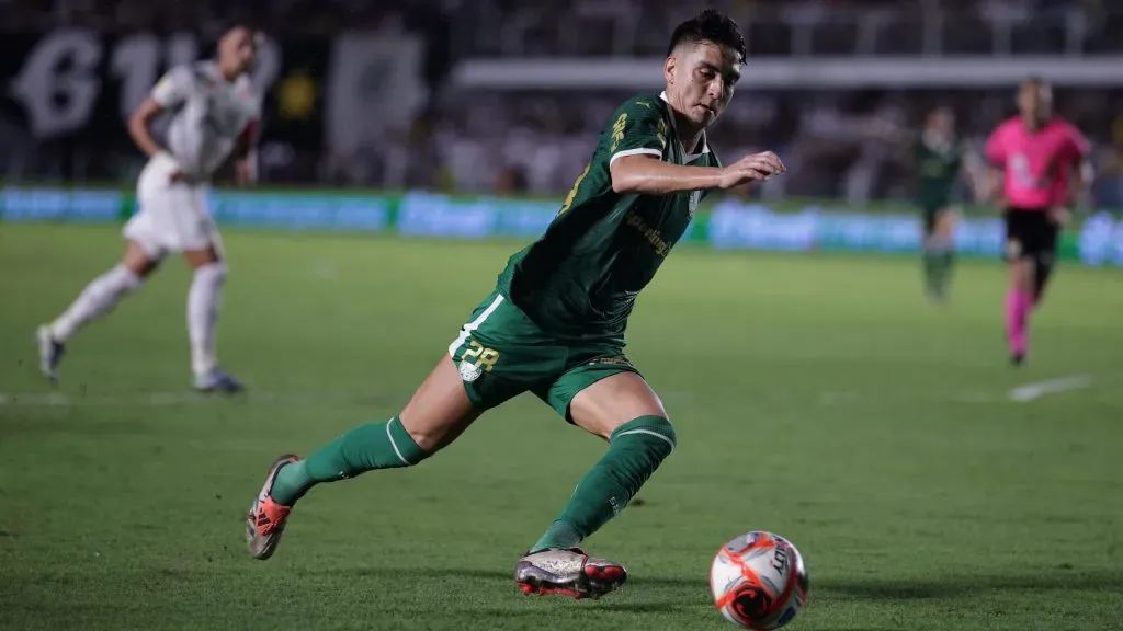 Atuesta em jogo contra o Santos
