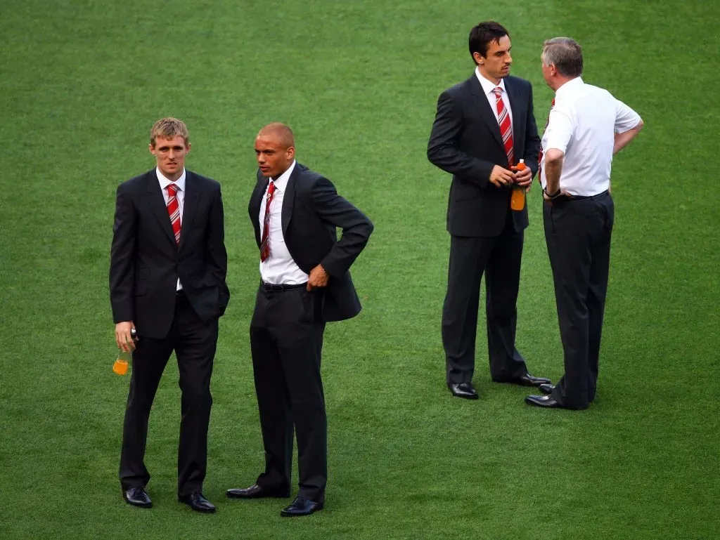 Gary Neville fez parte de um dos melhores times do Man United. Foto: Paul Gilham/Getty Images