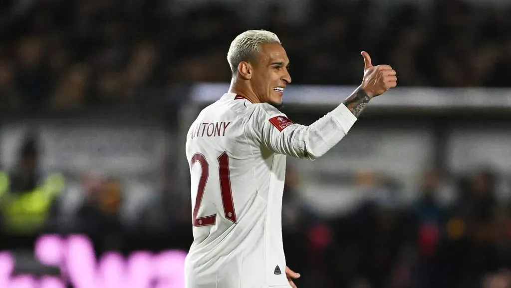 Antony é liberado pelo Manchester United. Foto: Dan Mullan/Getty Images