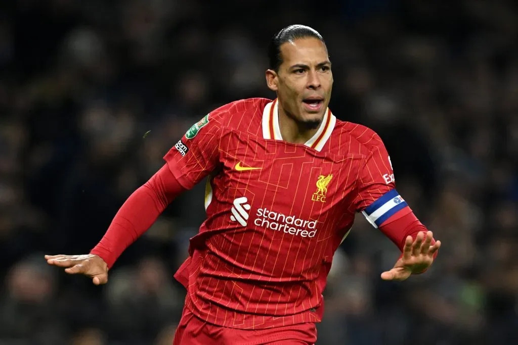 Van Dijk, zagueiro do Liverpool (Photo by Justin Setterfield/Getty Images)