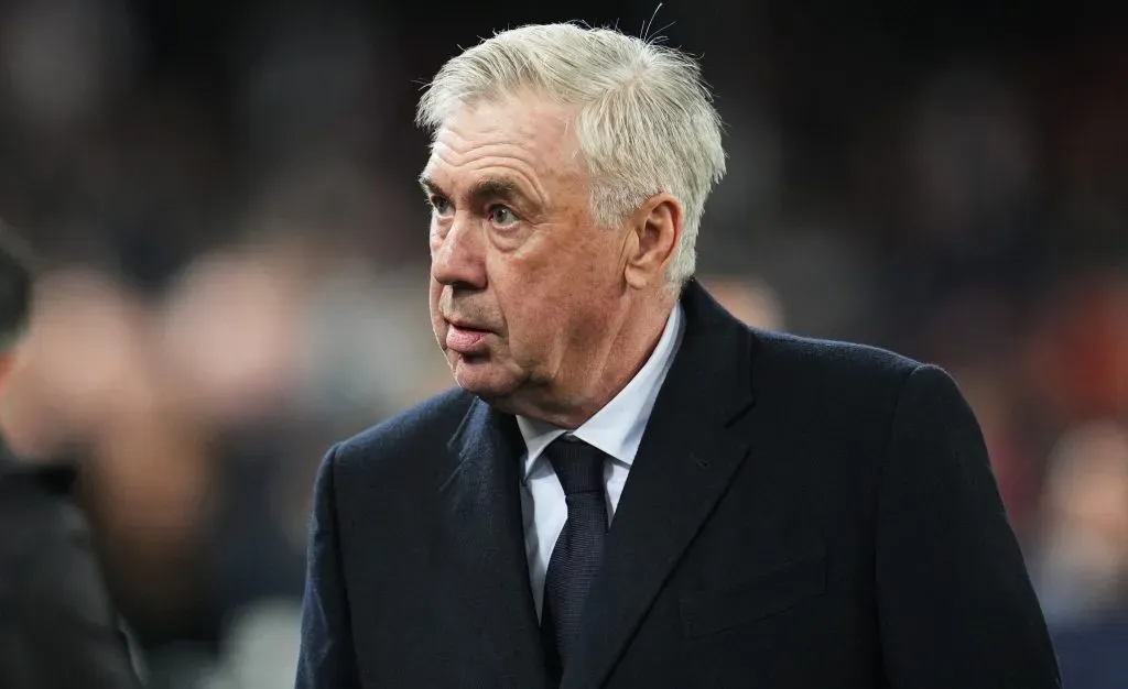 Ancelotti em jogo do Real Madrid (Photo by Aitor Alcalde/Getty Images)