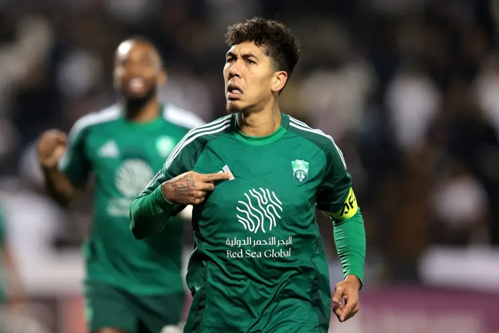 Roberto Firmino é alvo do Flamengo. (Photo by Mohamed Farag/Getty Images)