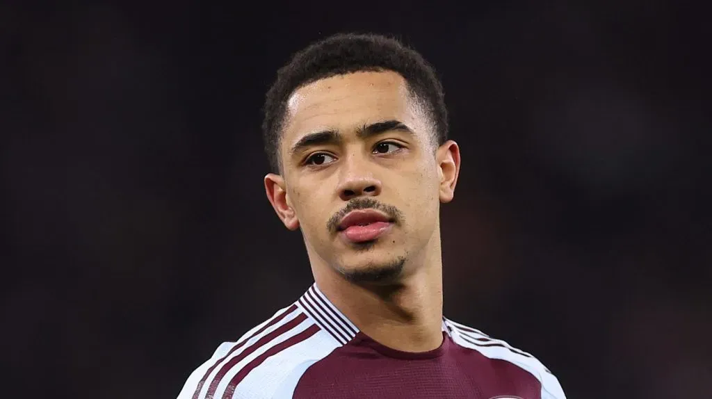 Jacob Ramsey em campo pelo Aston Villa (Julian Finney/Getty Images)