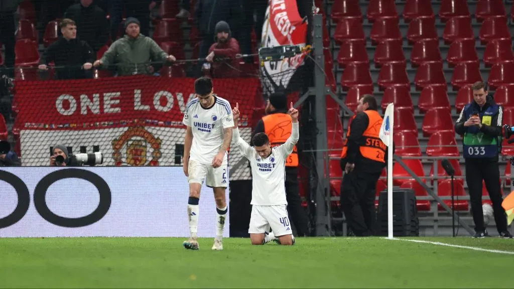 Roony Bardghji comemorando gol em jogo do FC Copenhagen. Foto: Maja Hitij/Getty Images