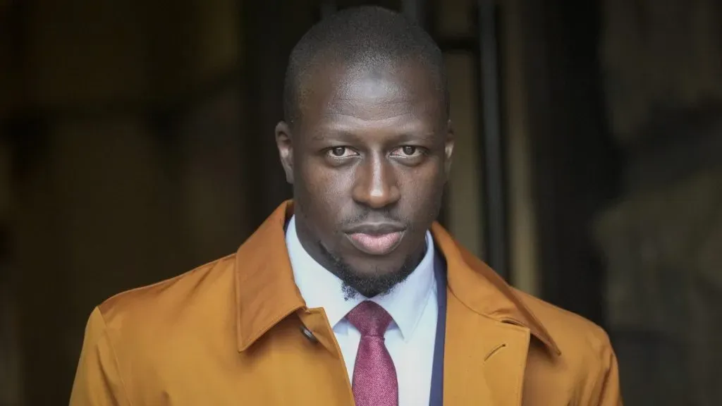 Benjamin Mendy após julgamento que o absolveu das acusações. Jogador é o novo reforço do FC Zurich. Foto: Christopher Furlong/Getty Images
