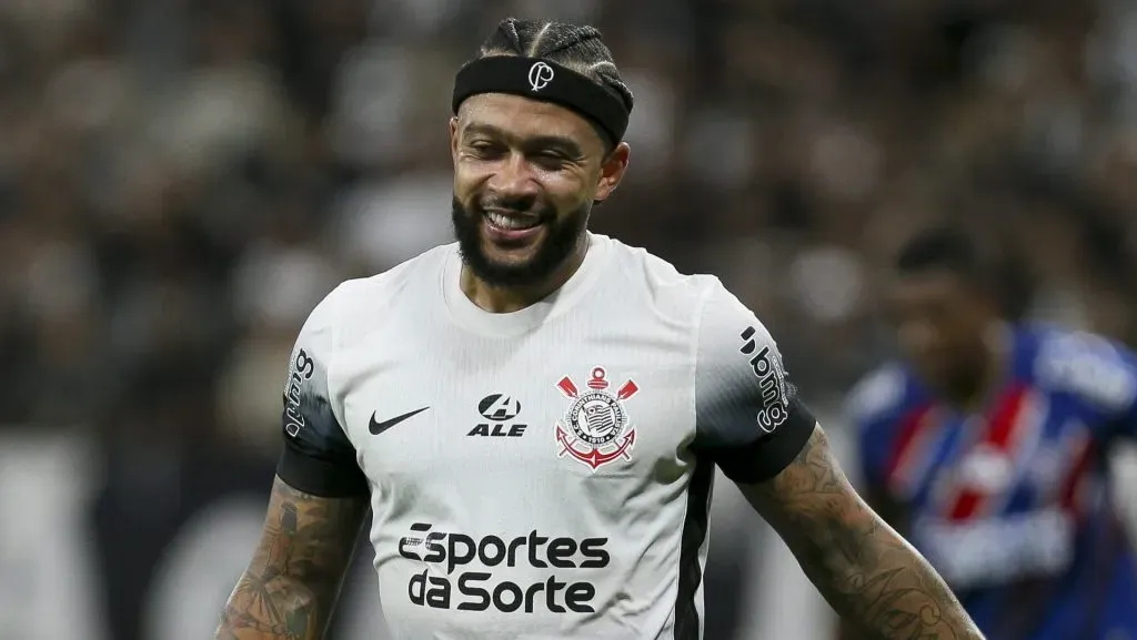 Memphis Depay pelo Corinthians