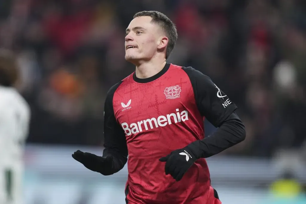 Florian Wirtz pelo Bayer Leverkusen. (Photo by Pau Barrena/Getty Images)