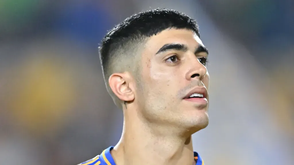 Juan Brunetta durante jogo do Tigres-MEX (Photo by Azael Rodriguez/Getty Images)
