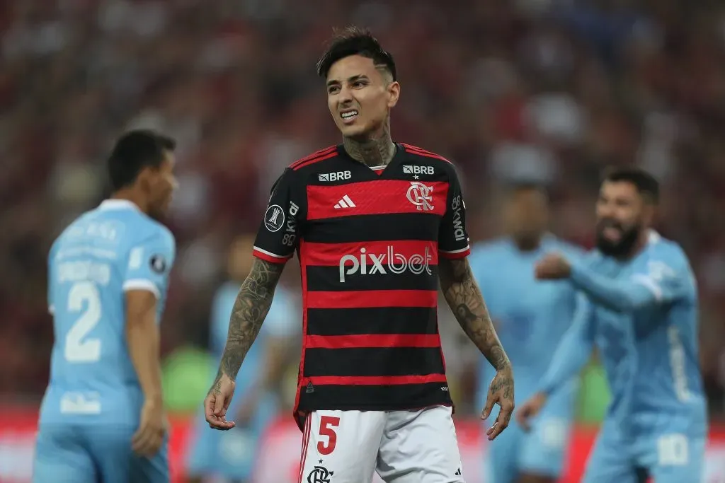 Pulgar em campo pelo Flamengo (Photo by Wagner Meier/Getty Images)