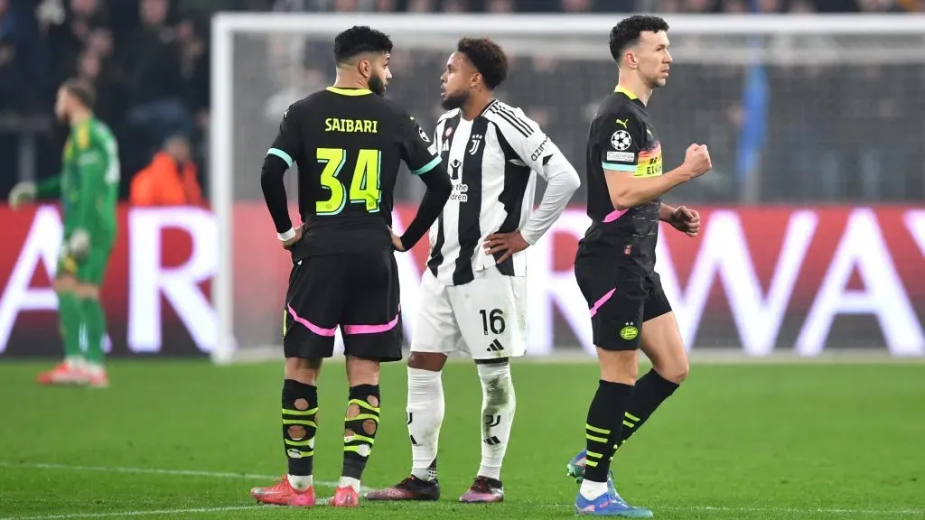 PSV comemorando gol na Juventus. Foto: Valerio Pennicino/Getty Images