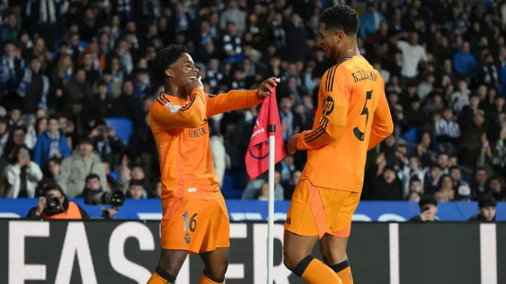 Endrick comemorando gol ao lado de Bellingham. Foto: David Ramos/Getty Images