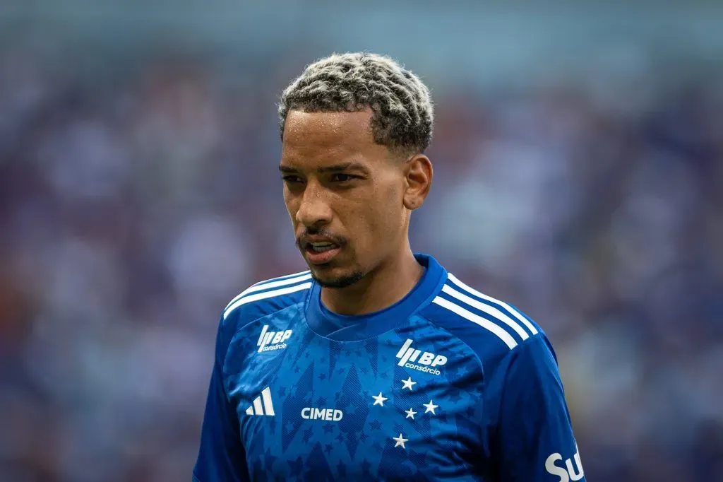 Matheus Pereira em ação pelo Cruzeiro. Foto: Alessandra Torres/AGIF