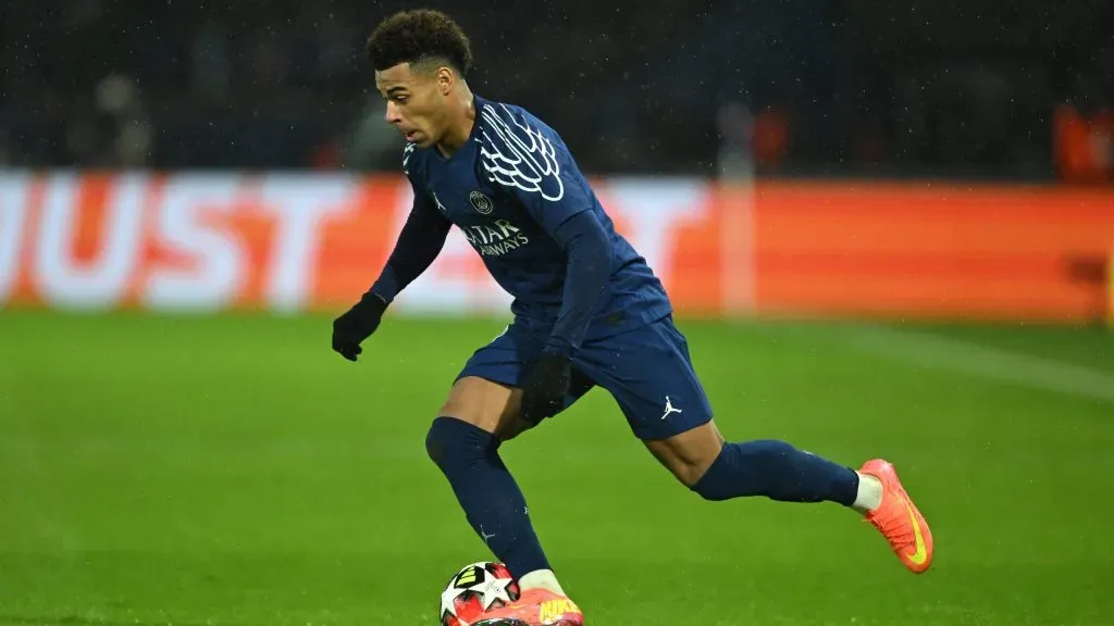 Désiré Doué em jogo do PSG. Foto: Mike Hewitt/Getty Images