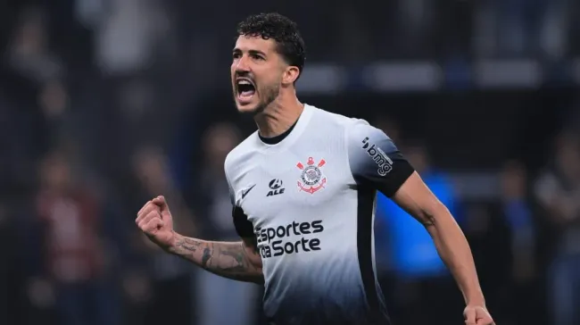 Gustavo Henrique comemora gol marcado pelo Corinthians