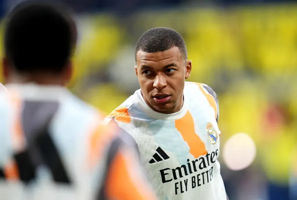 Mbappé em aquecimento