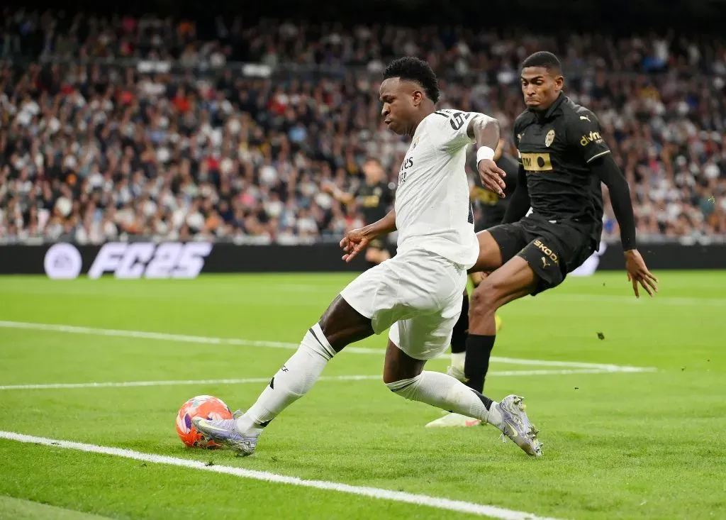 Vini na partida diante do Valencia (Photo by Denis Doyle/Getty Images)