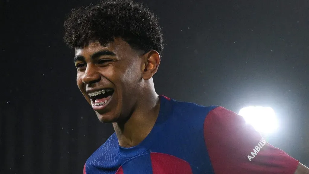 Lamine Yamal pelo Barcelona