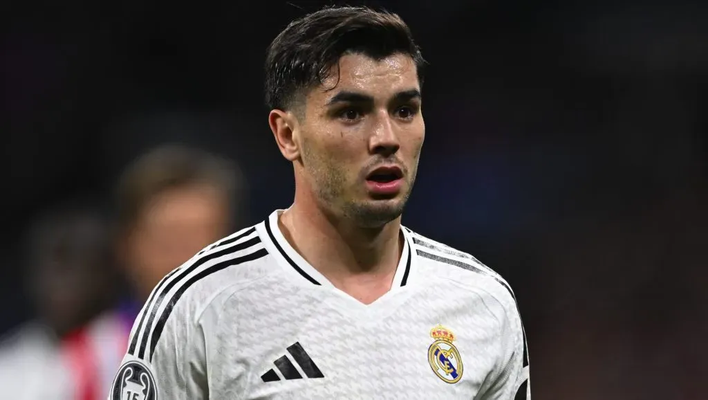 Brahim díaz, em campo, com a camisa do Real Madird, e alvo do Liverpool. (Photo by Denis Doyle/Getty Images)