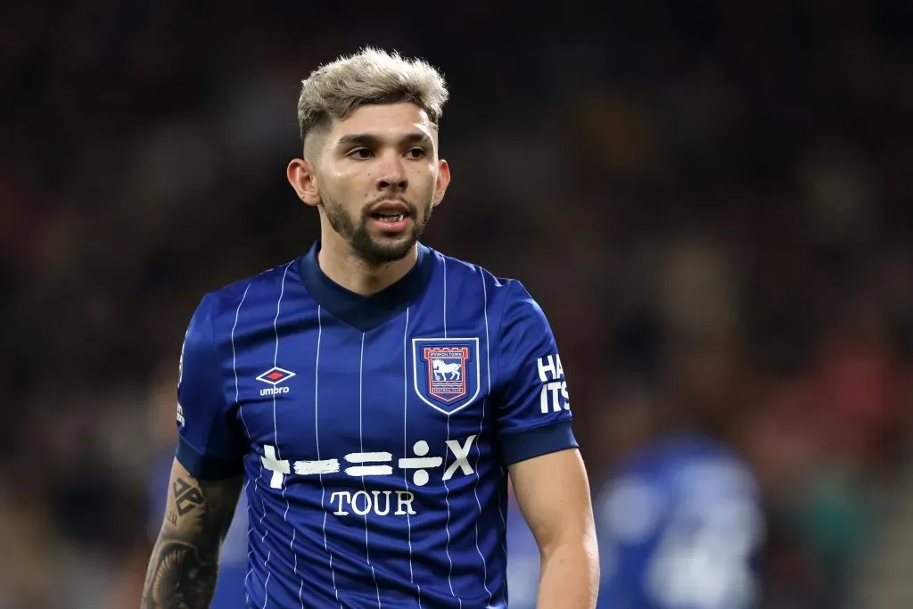 Enciso na partida diante do Bournemouth (Photo by Richard Heathcote/Getty Images)