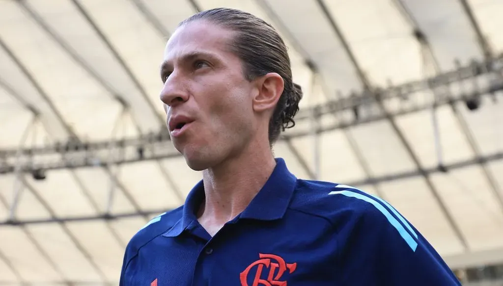 Filipe luís, em campo, treinador do Flamengo. (Photo by Buda Mendes/Getty Images)