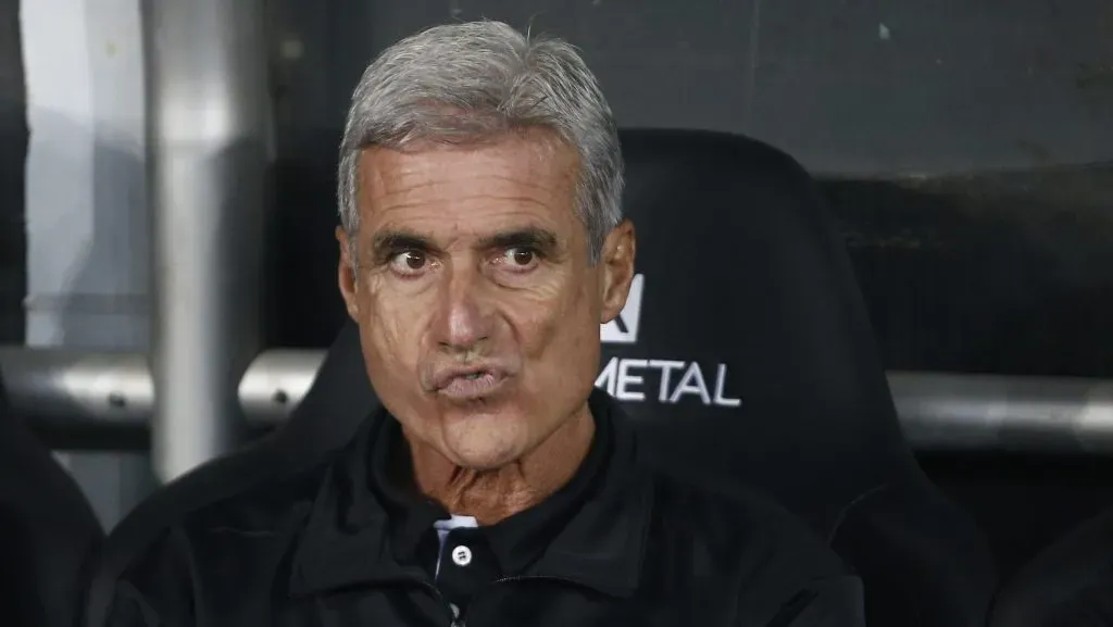 Luis Castro, ex-treinador do Al-Nassr. (Photo by Wagner Meier/Getty Images)