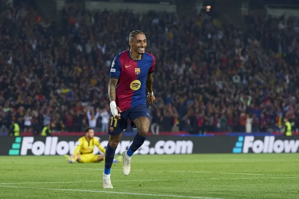 Raphinha na partida diante do Dortmund (Photo by Pedro Salado/Getty Images)
