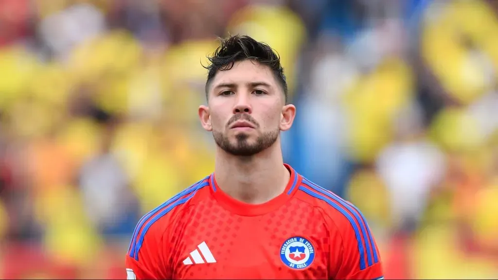 Felipe Loyola em jogo da Seleção Chilena. Foto: Gabriel Aponte/Getty Images