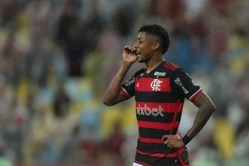 Bruno Henrique tem problema para resolver. Foto: Wagner Meier/Getty Images