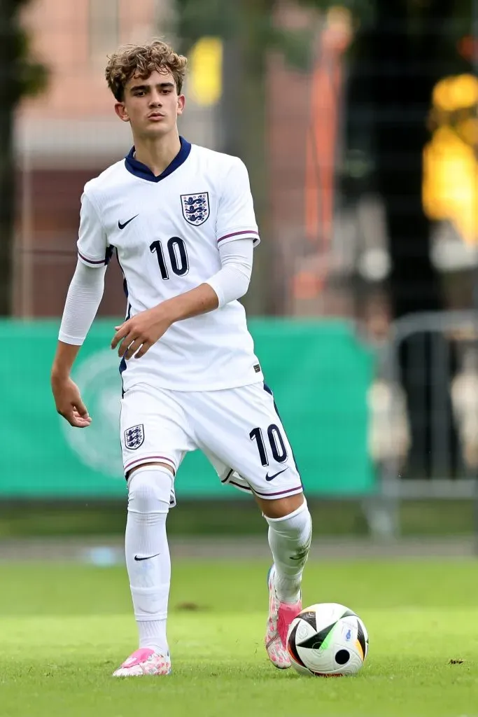 Max Dowman joga em uma categoria acima Christof Koepsel/Getty Images for DFB