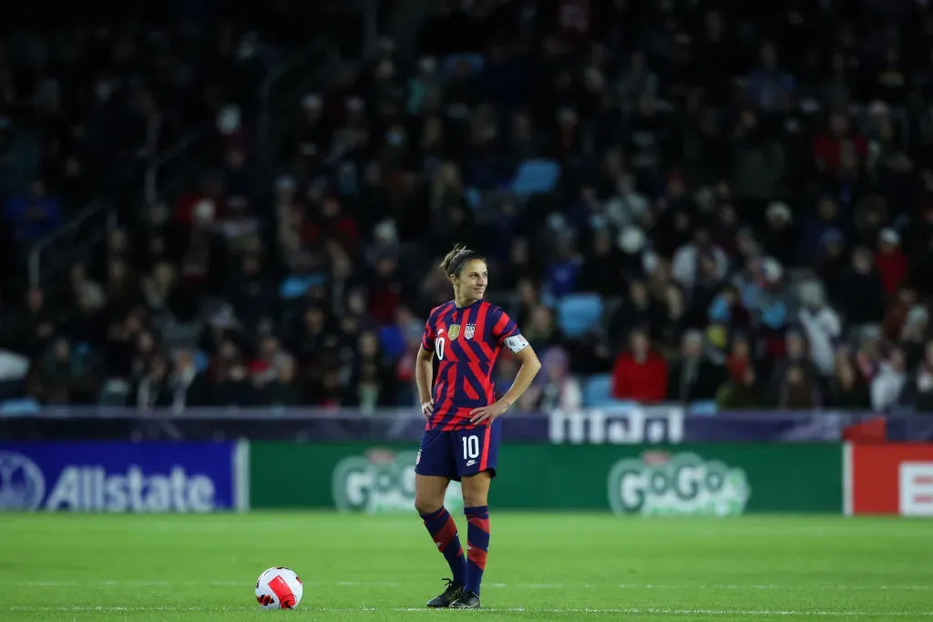 Carli Lloyd atuando com a camisa dos Estados Unidos (Photo by David Berding/Getty Images)