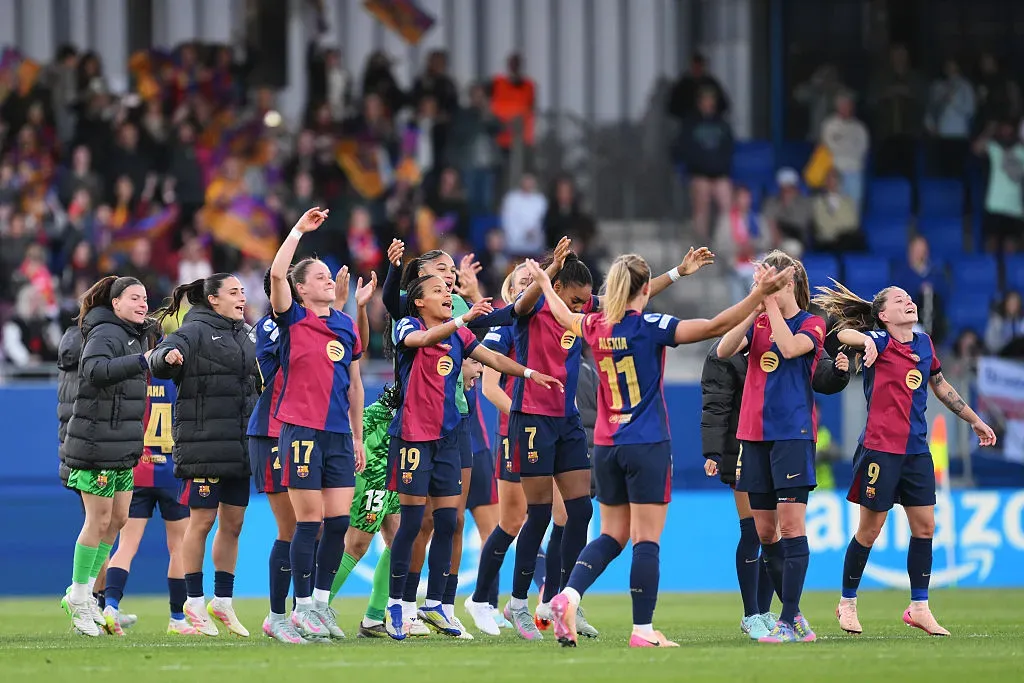 Jogadoras do Barcelona comemoram vitória da equipe (Photo by David Ramos/Getty Images)