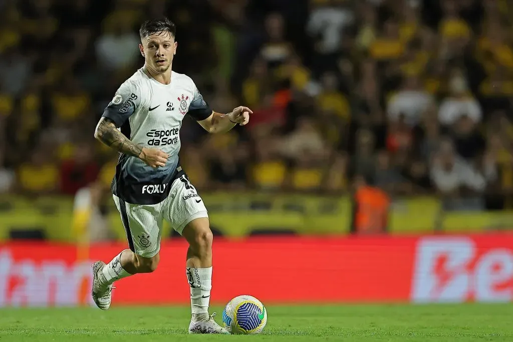 Rodrigo Garro em campo pelo Corinthians (Photo by Heuler Andrey/Getty Images)