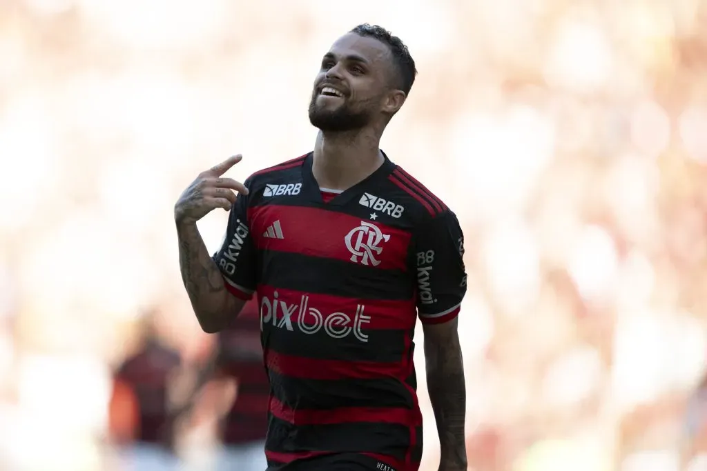 Michael celebrando gol pelo Flamengo. Foto: Jorge Rodrigues/AGIF