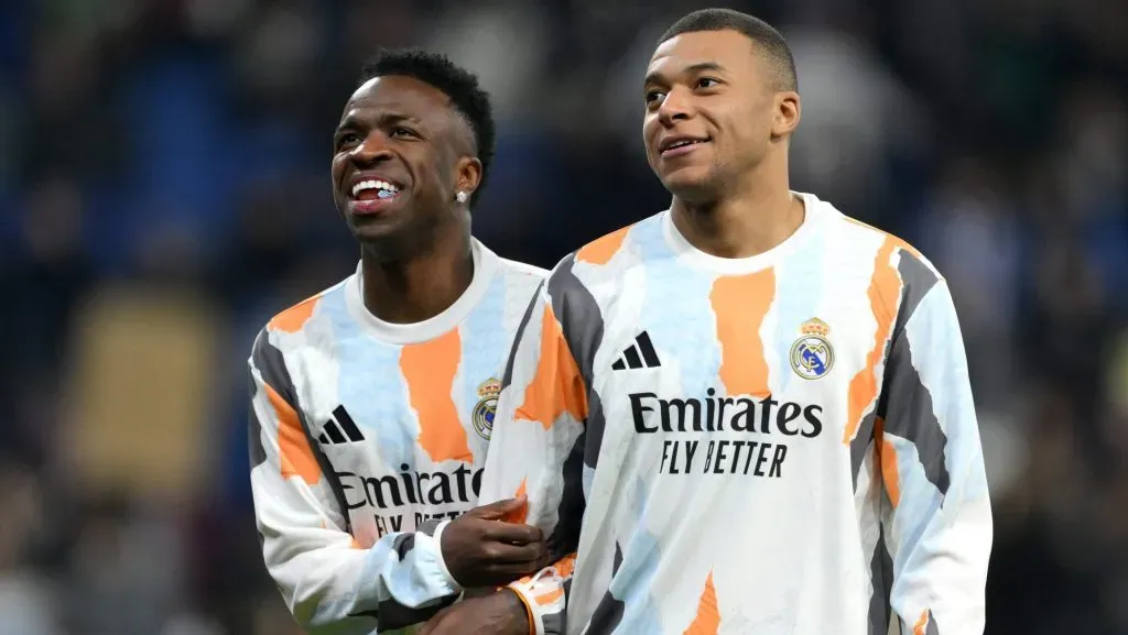 Vinicius Júnior e Mbappé em ação com o Real Madrid (Photo by David Ramos/Getty Images)