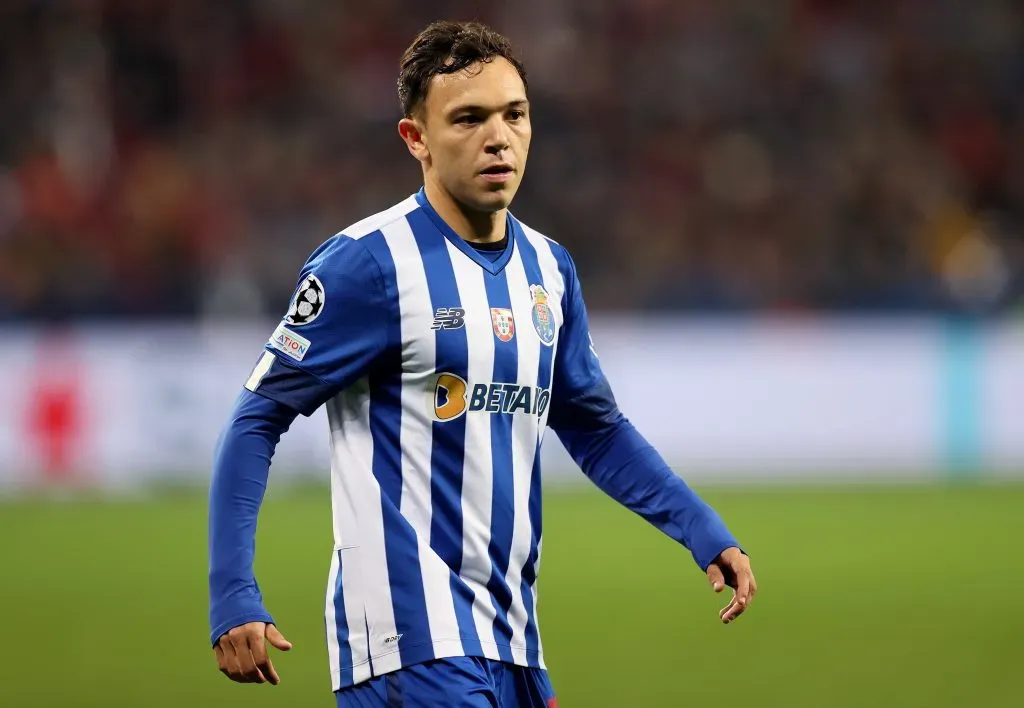 Pepê está no Porto desde 2021, quando deixou o Grêmio. O Atacante brasileiro já mandou o recado antes do duelo contra o Palmeiras no Mundial de Clubes. Ele é uma peça interessante da equipe portuguesa e já marcou cinc gols até aqui (Photo by Martin Rose/Getty Images)