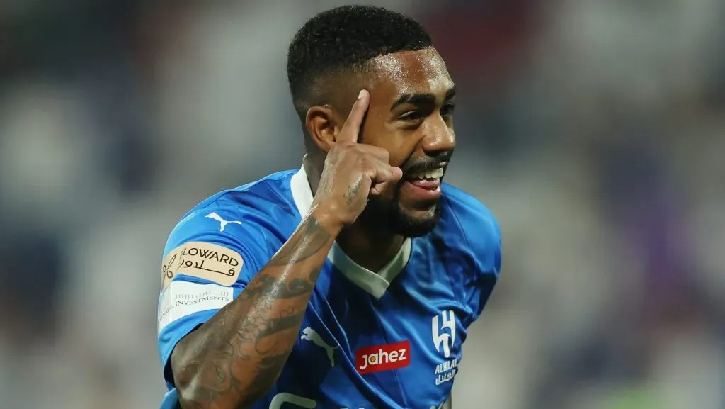 Malcom, alvo do Flamengo, em ação pelo Al-Hilal (Photo by Yasser Bakhsh/Getty Images)