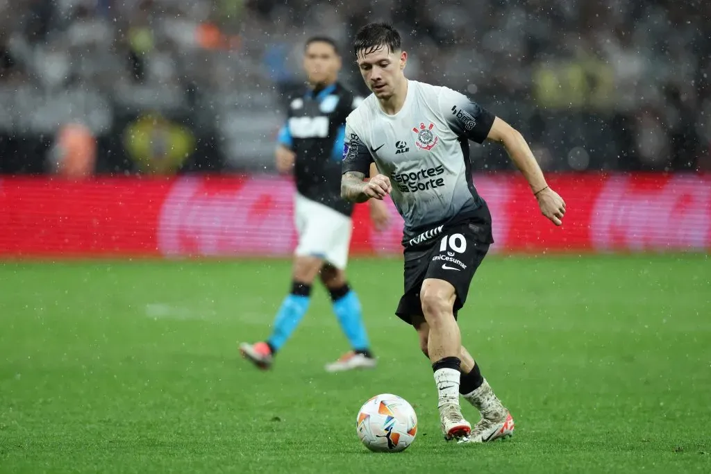 Garro em ação com o Corinthians (Photo by Alexandre Schneider/Getty Images)